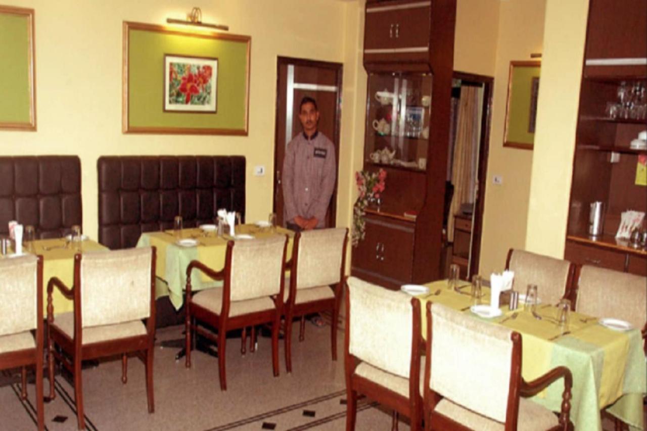 Goroomgo Marc Shimla Near Mall Road - Luxury Room - Excellent Service - Ample Parking - Best Hotel In Shimla Exterior foto
